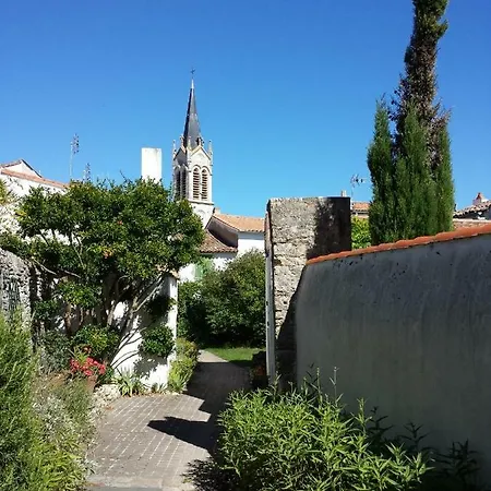 D'hotes Caline Bed & Breakfast